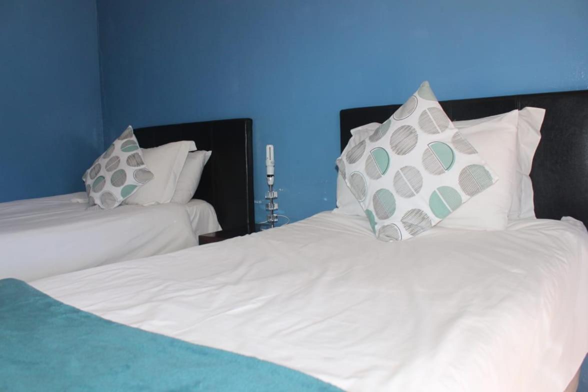 Lapaleholo Guesthouse Phuthaditjhaba Екстер'єр фото