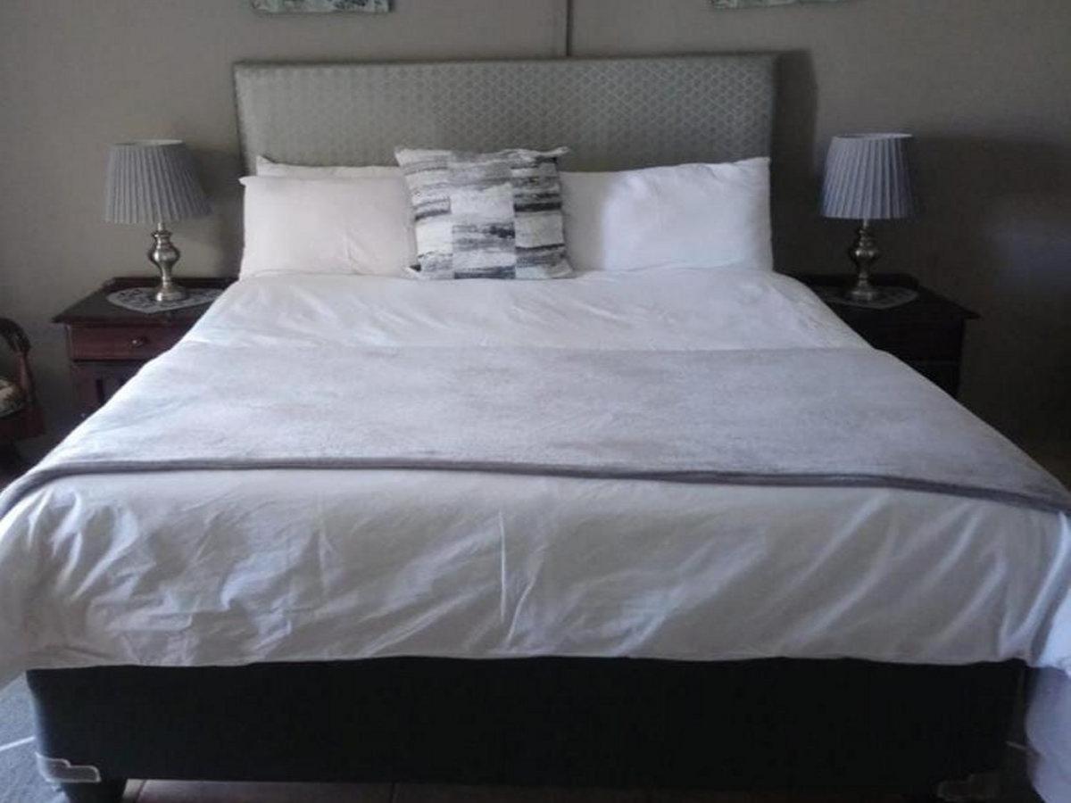 Lapaleholo Guesthouse Phuthaditjhaba Екстер'єр фото